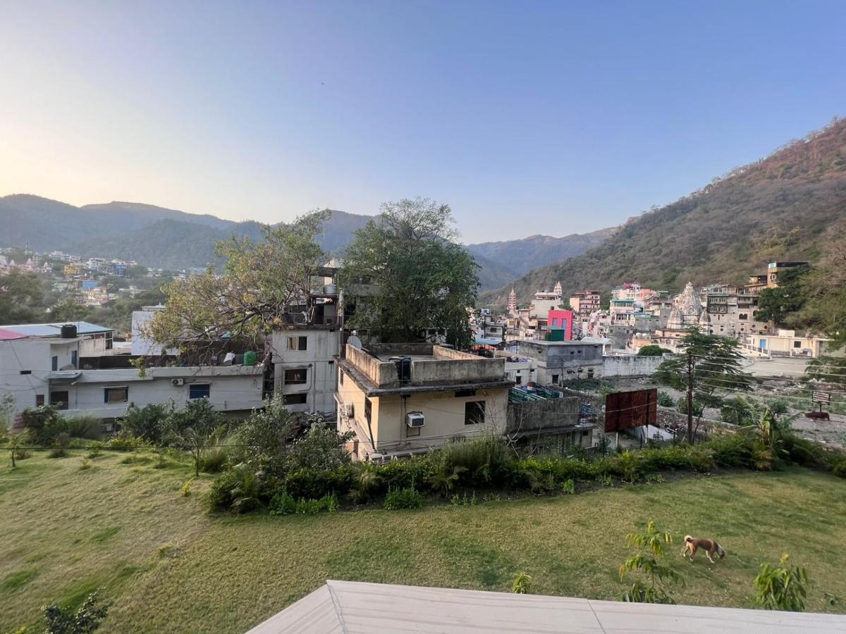 Hotel Manikut Rishikesh Exterior photo