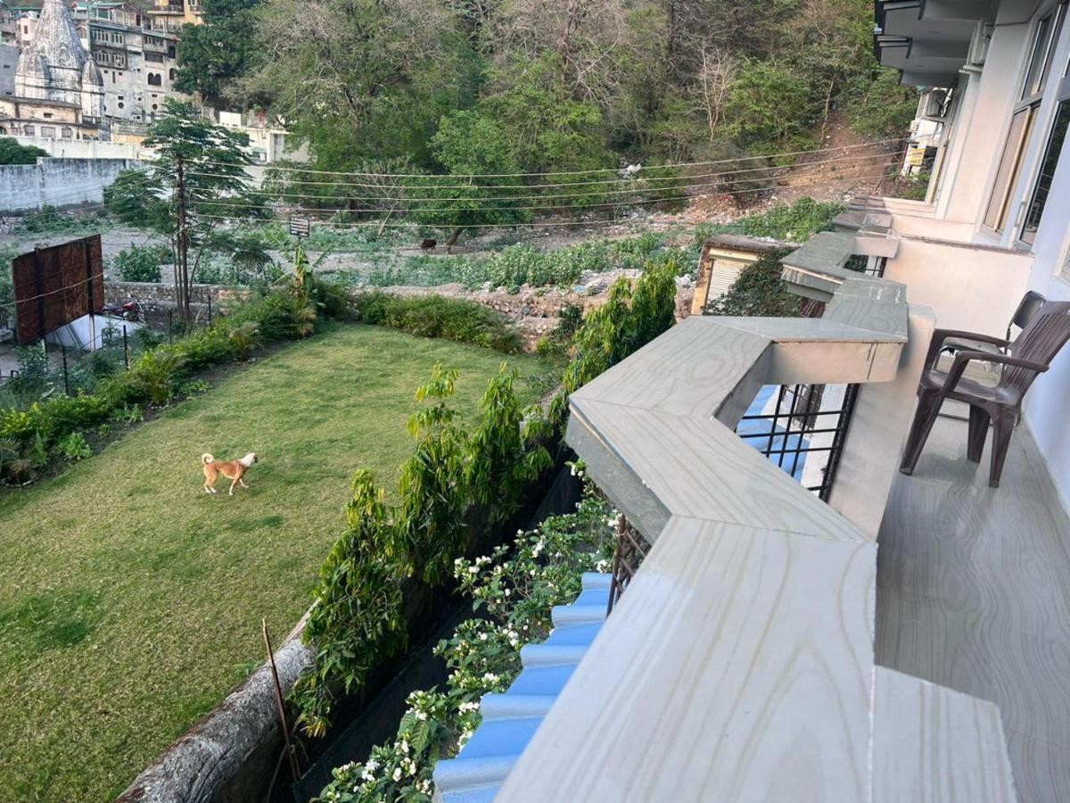 Hotel Manikut Rishikesh Exterior photo