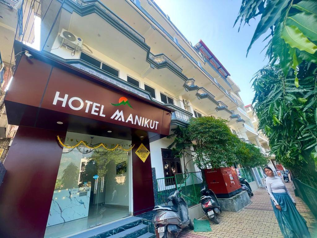 Hotel Manikut Rishikesh Exterior photo